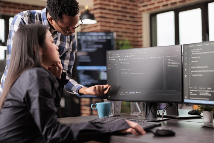 Чем отличается Devops инженер от системного администратора