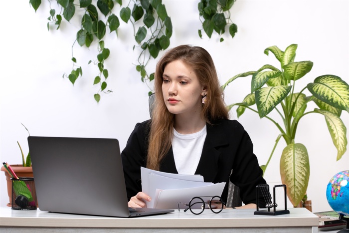 Чем отличается аккаунт-менеджер от менеджера по продажам